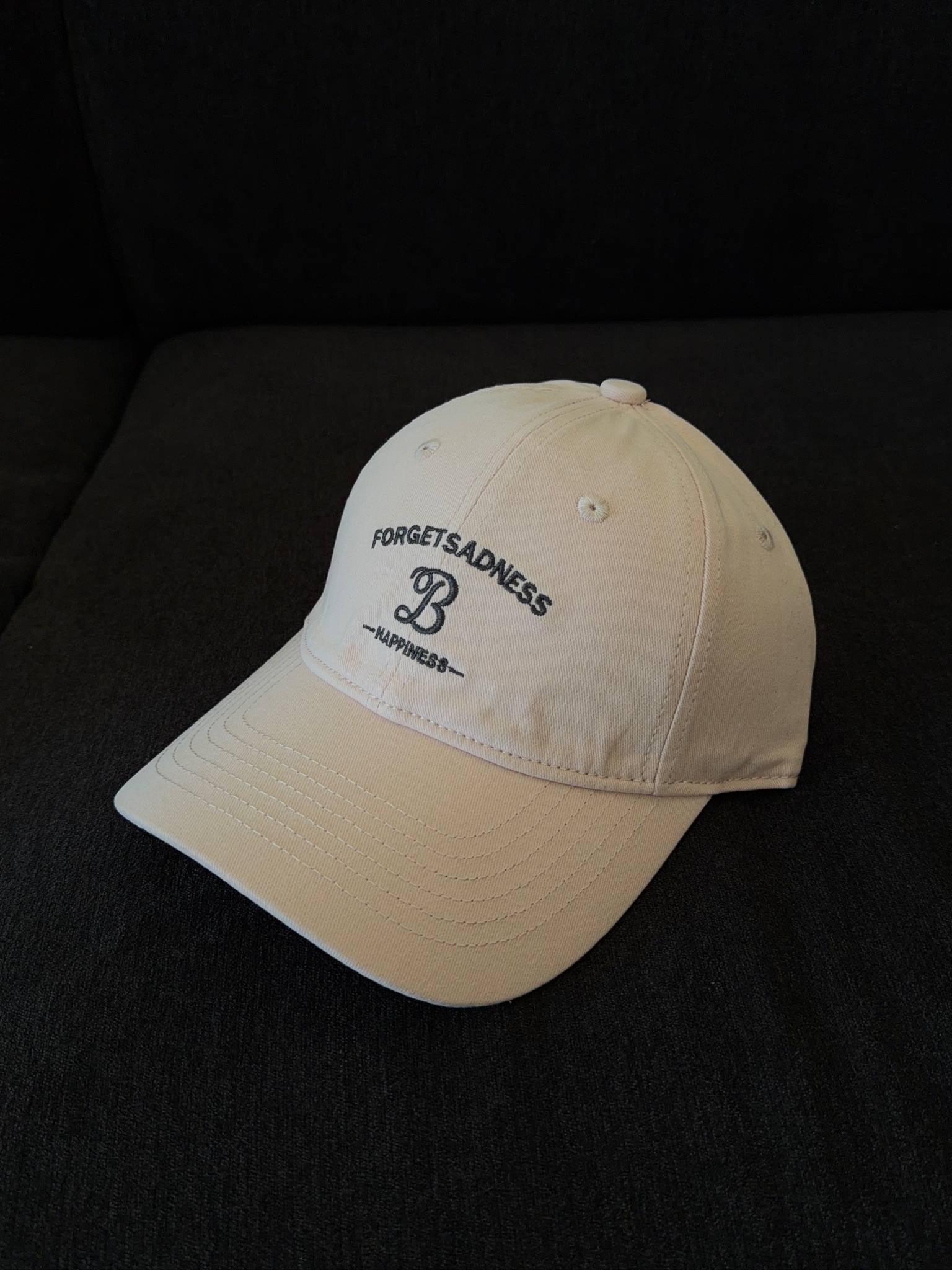 Кепка с надписью