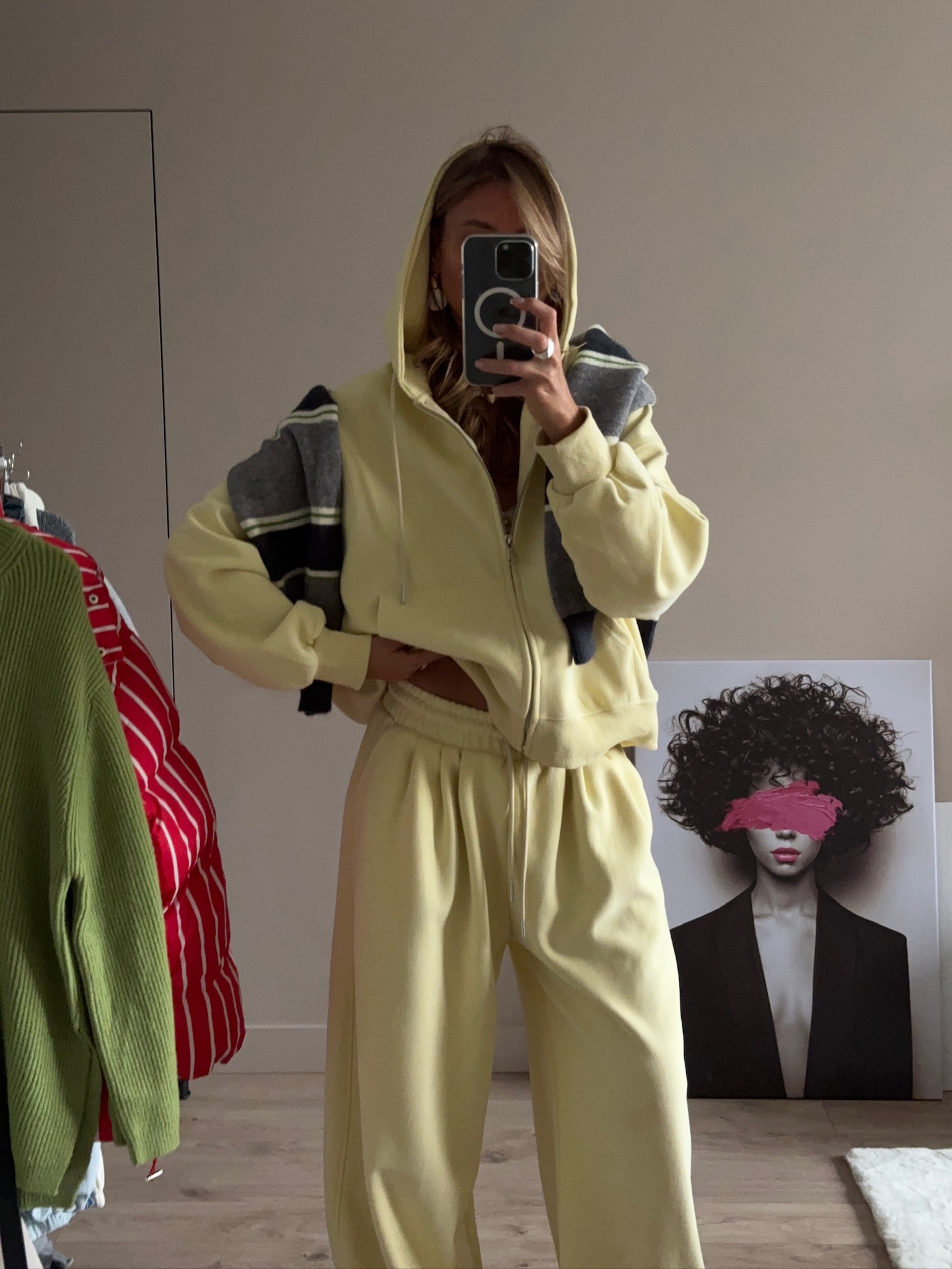 Толстовка JAMES