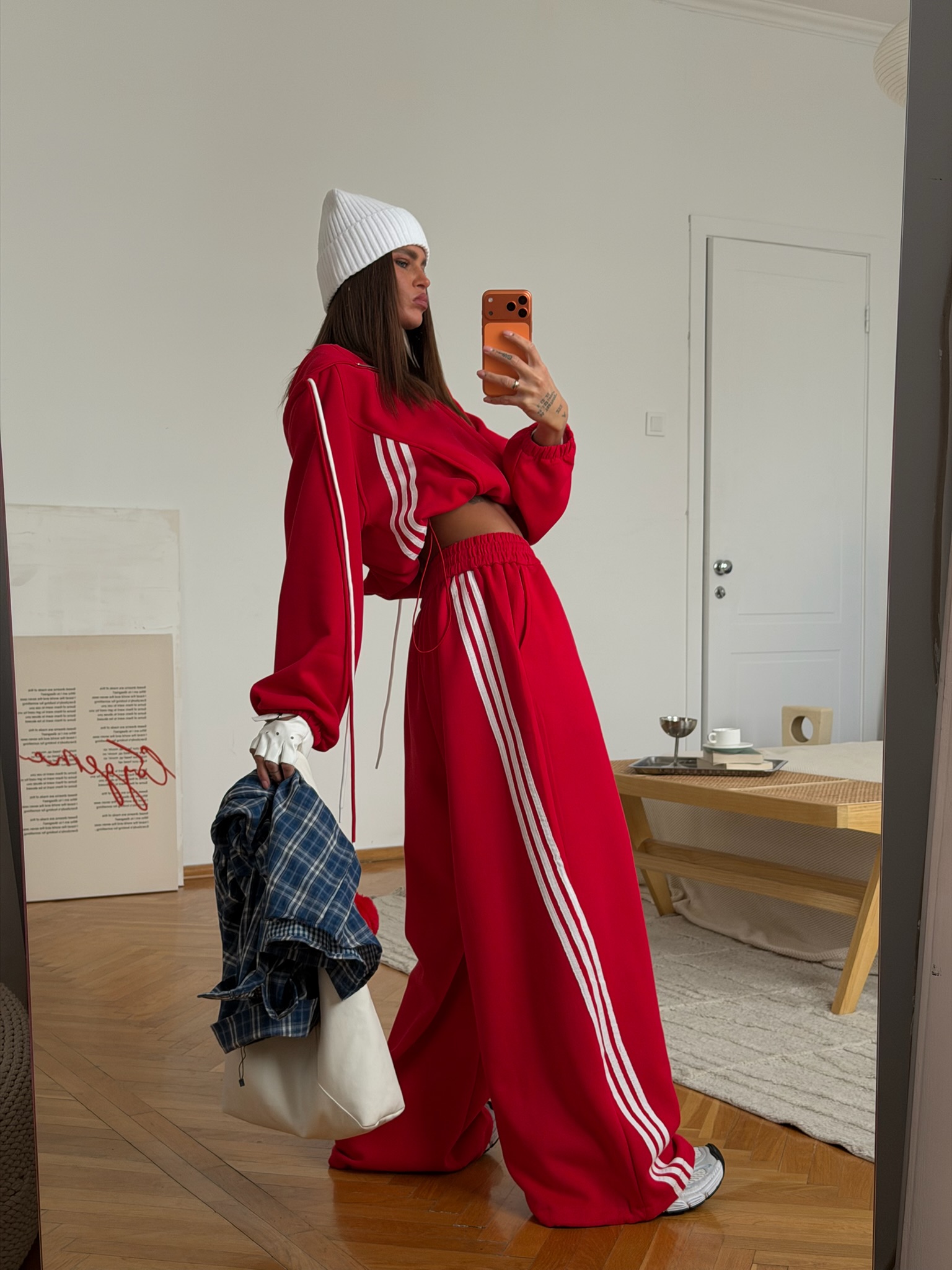 Штаны с лампасами