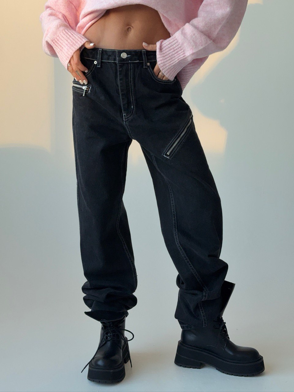 Джинсы HOLIDAY