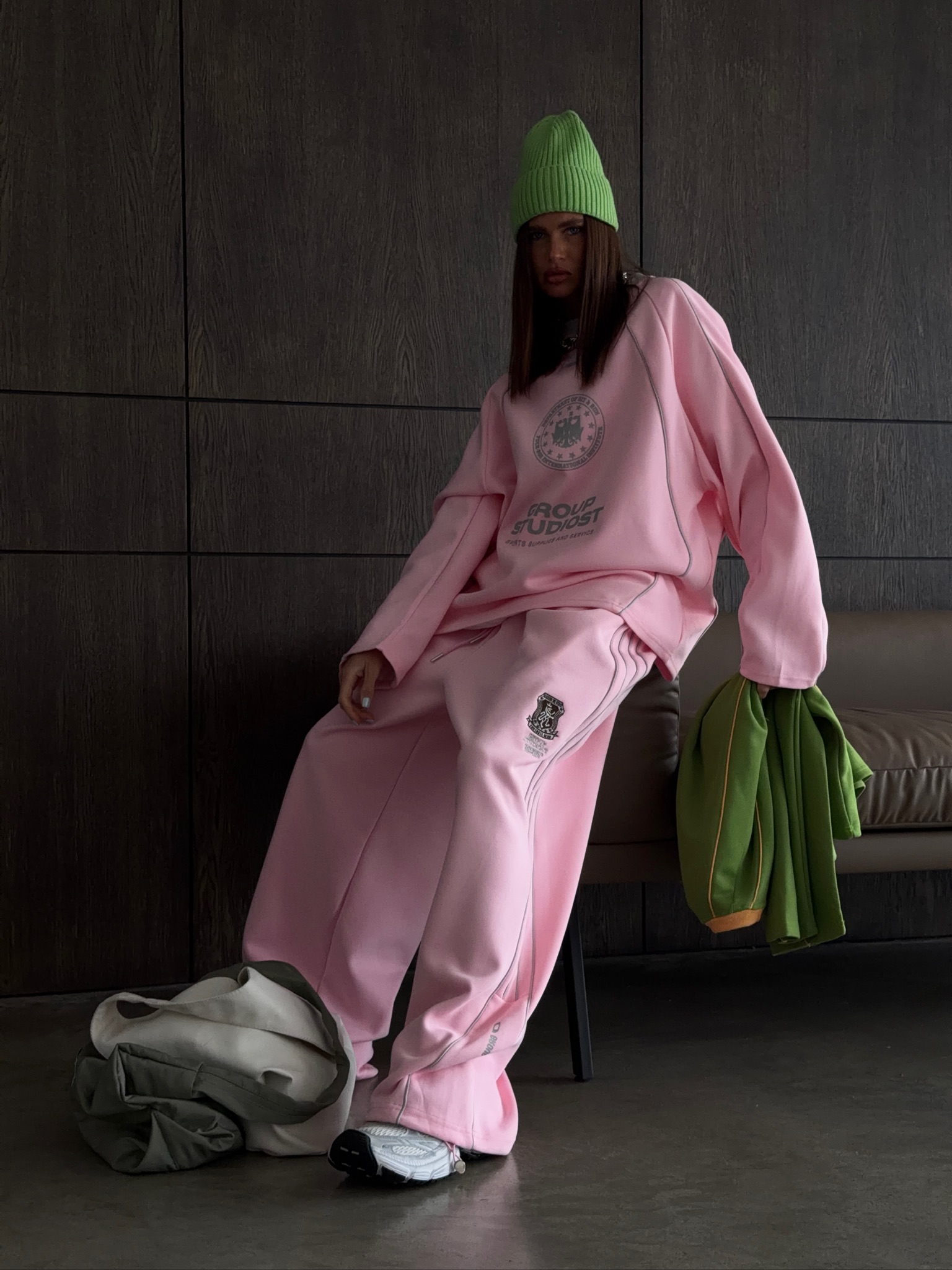 Штаны с лампасами