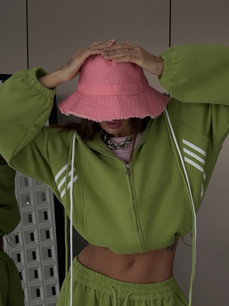 Панама с кулиской