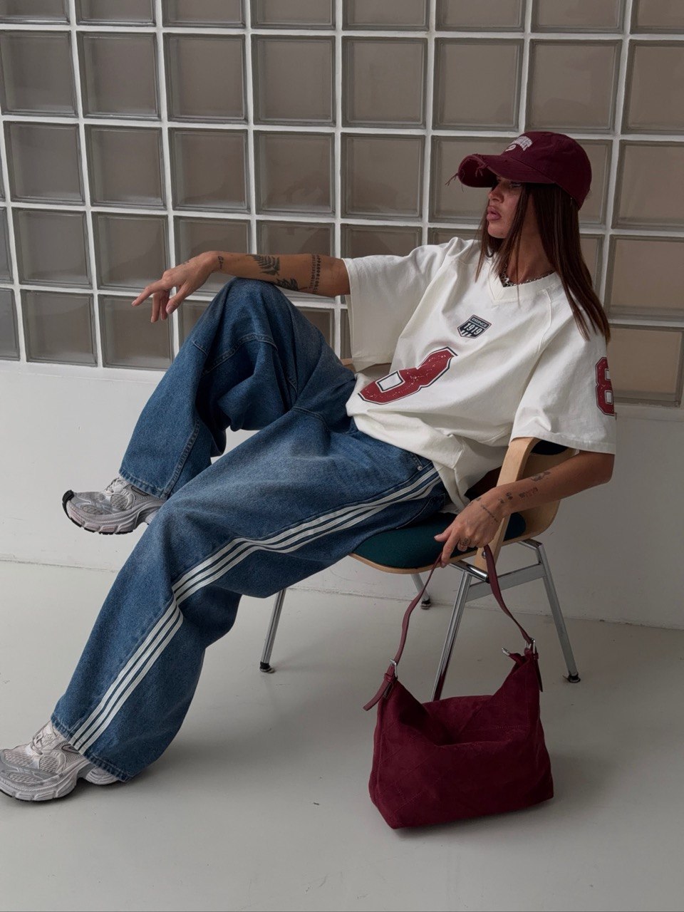 Джинсы с лампасами