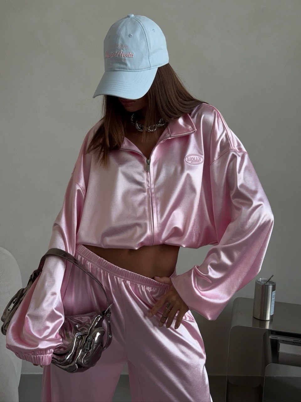 Олимпийка атласная укороченная