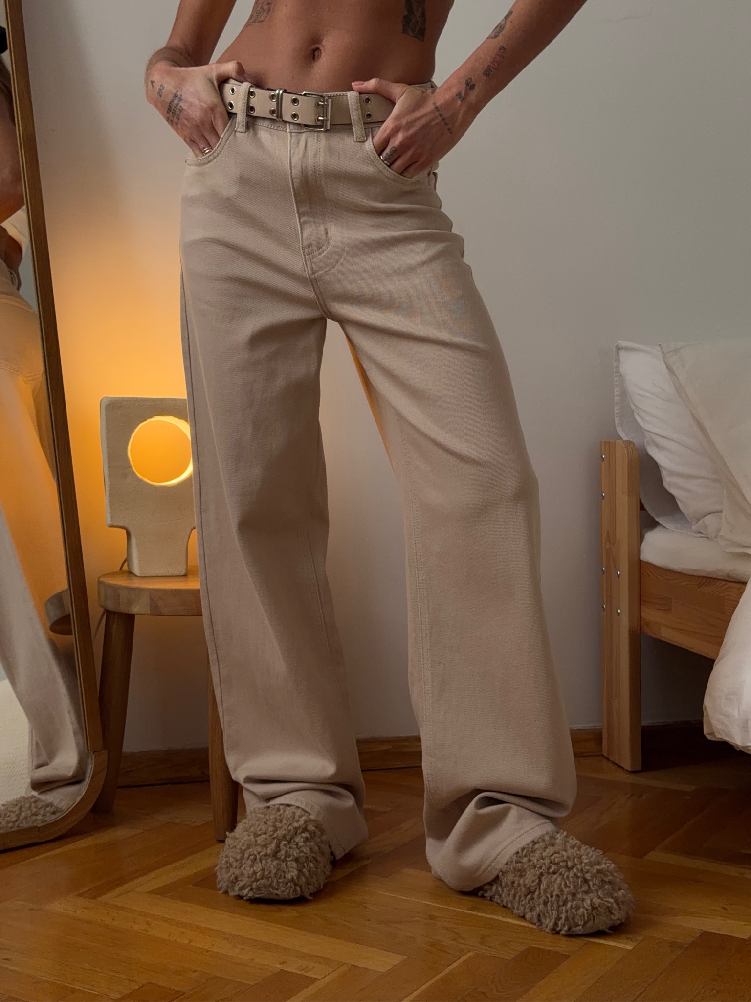 Джинсы свободные