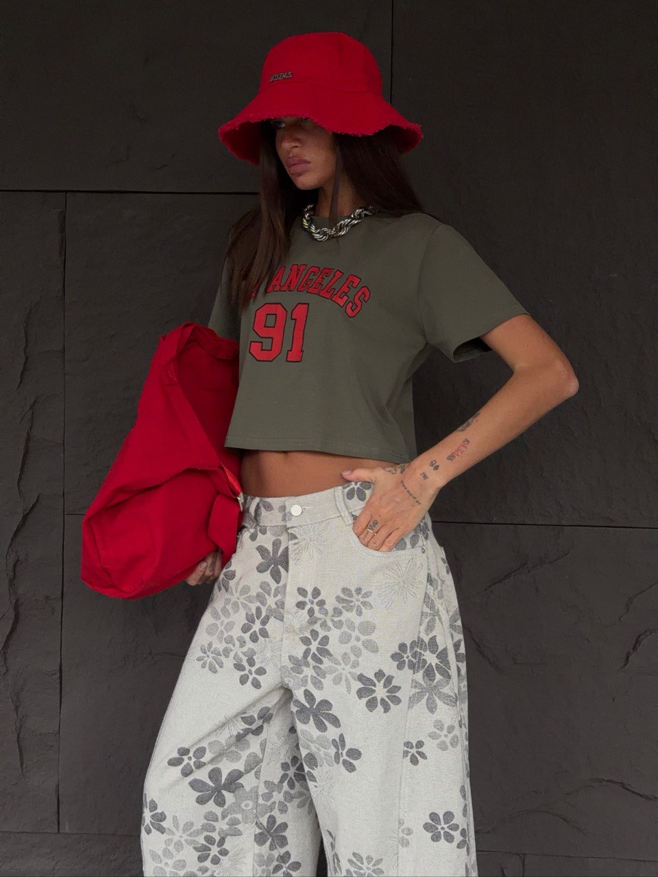 Футболка укороченная с принтом