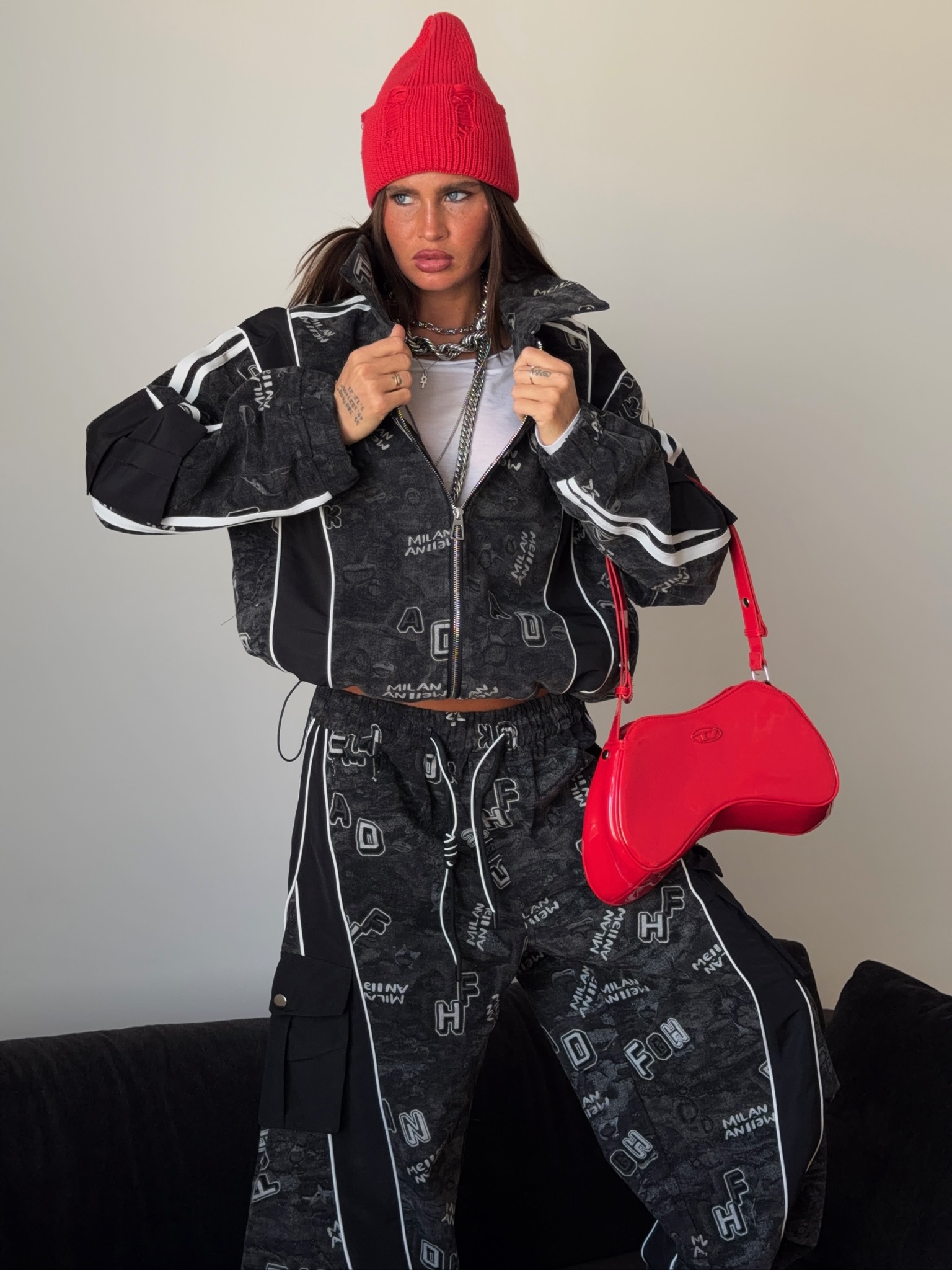 Ветровка с принтом