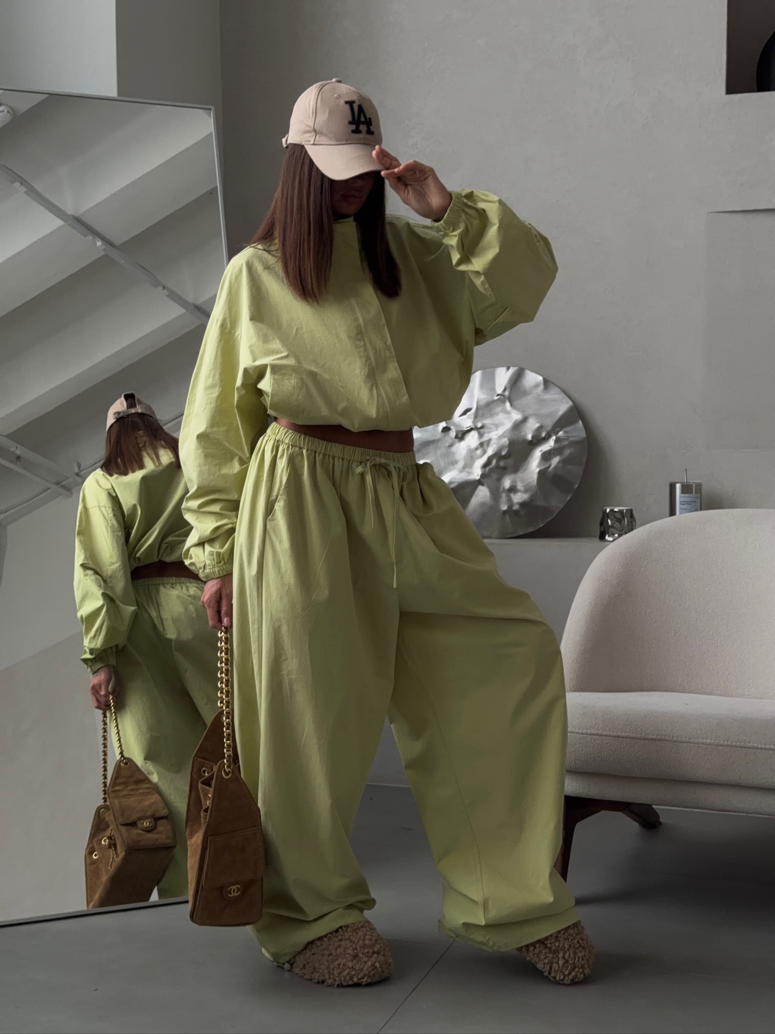 Ветровка свободного кроя