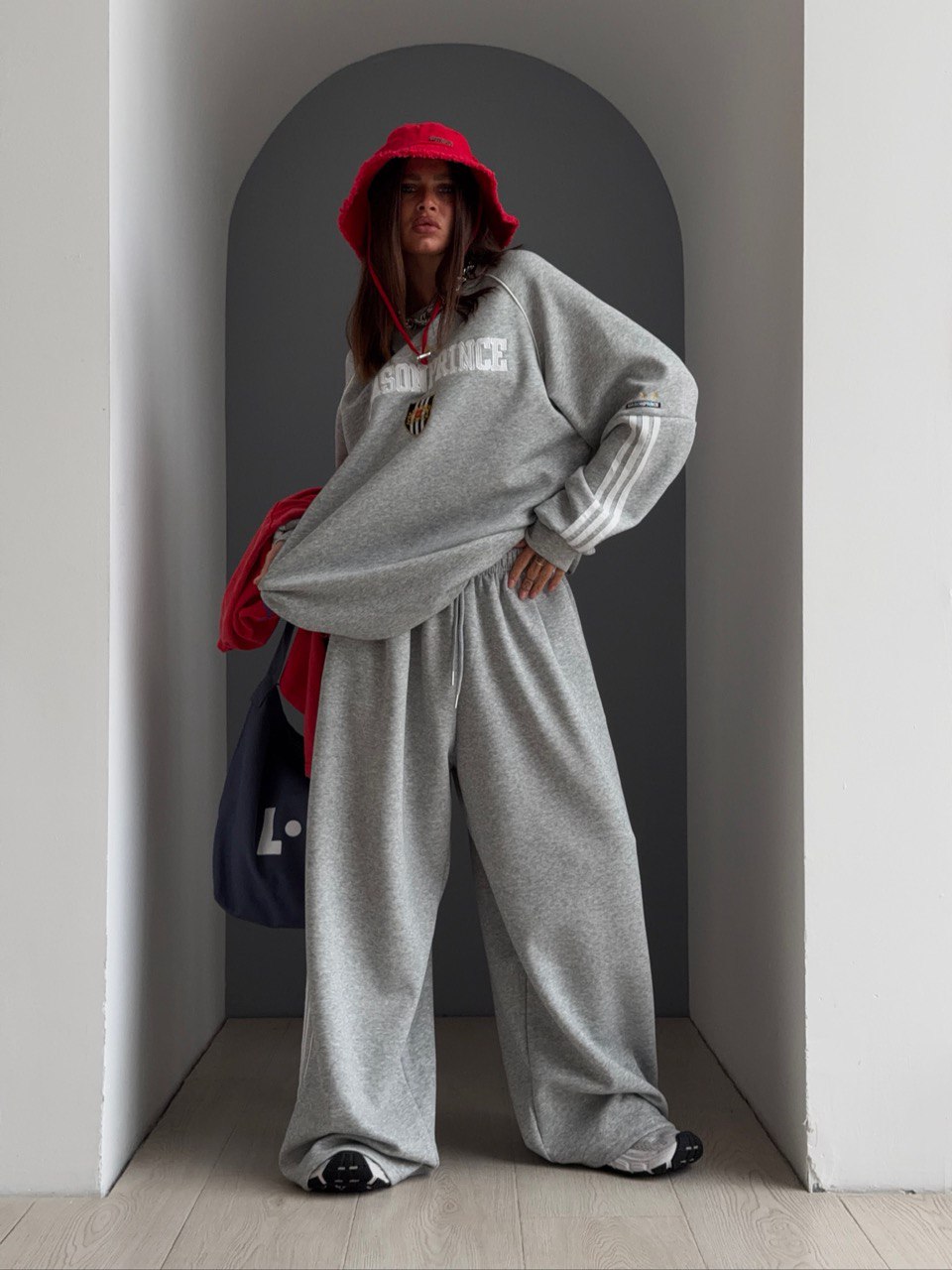 Штаны с лампасами