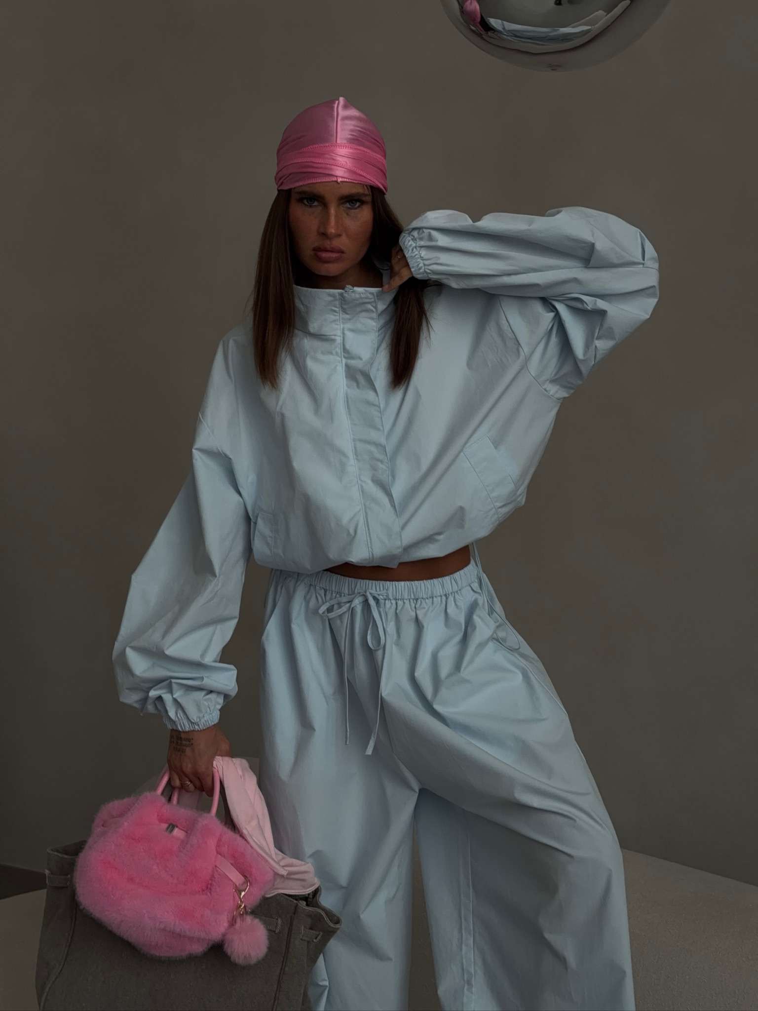 Ветровка свободного кроя