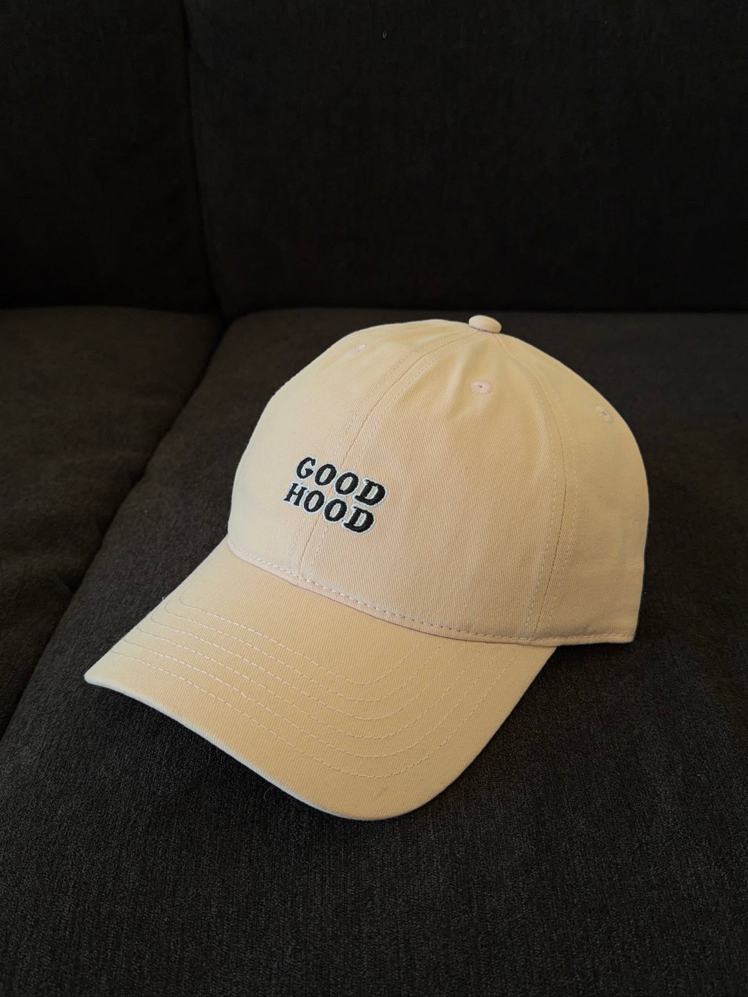 Кепка с надписью