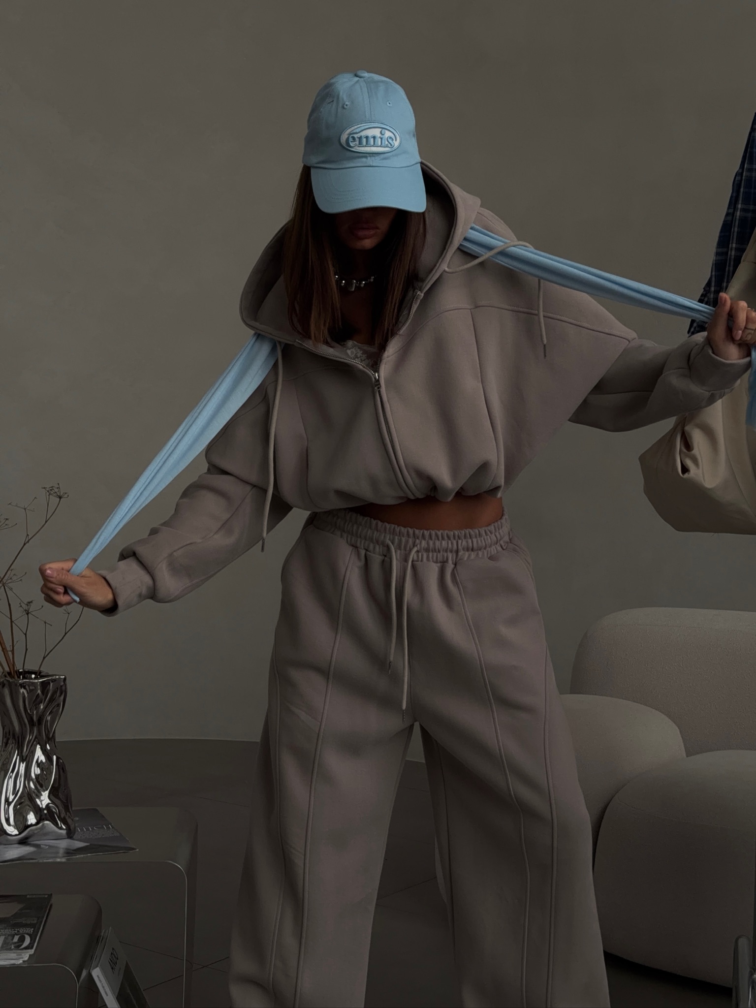 Толстовка с капюшоном