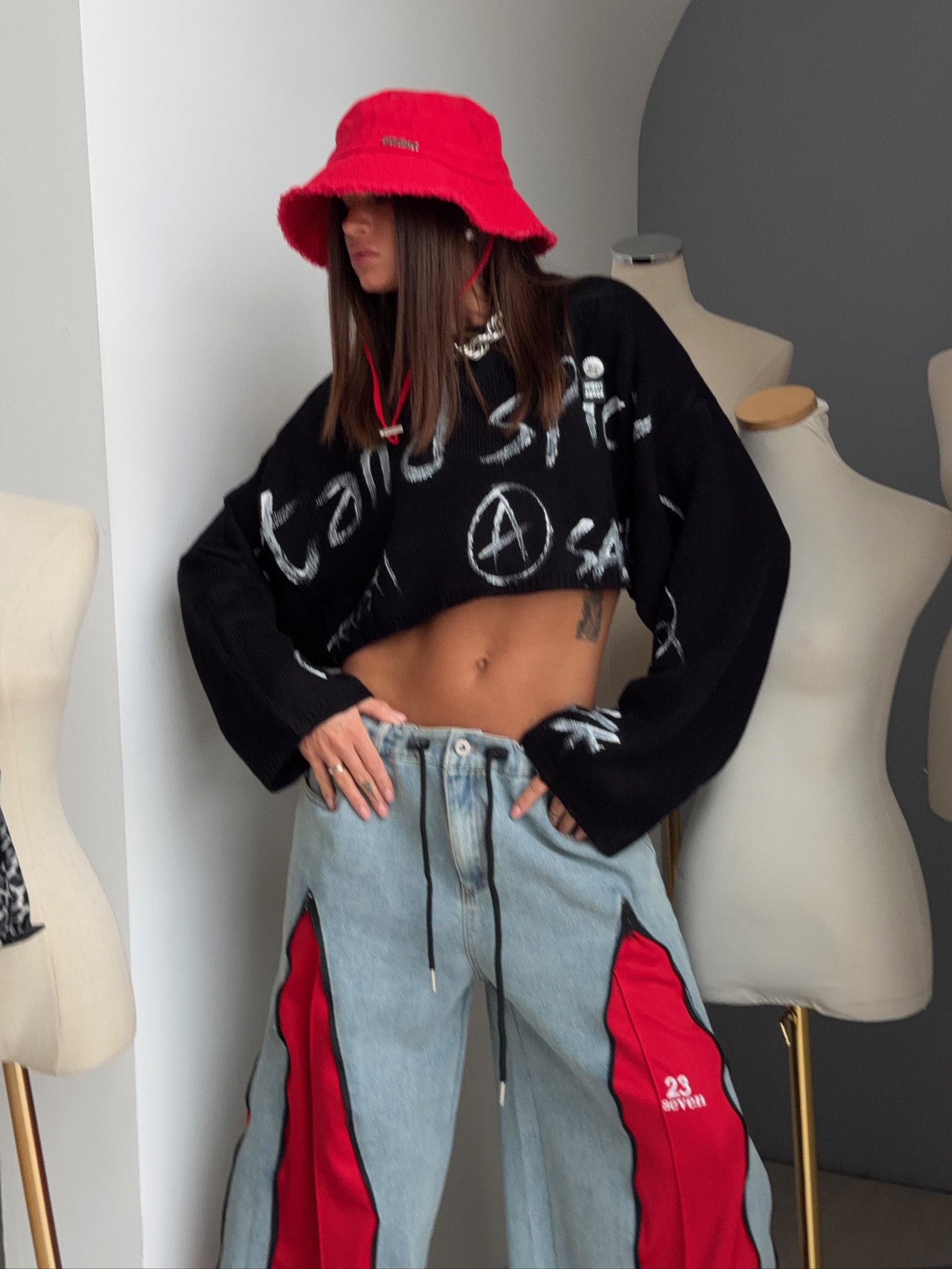 Джемпер укороченный