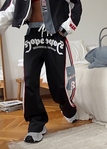 Штаны с лампасами