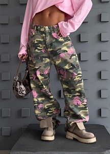 Джинсы с розами